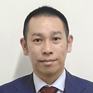 （有）天辺ダッシュカンパニー 代表取締役 芝山健一氏る